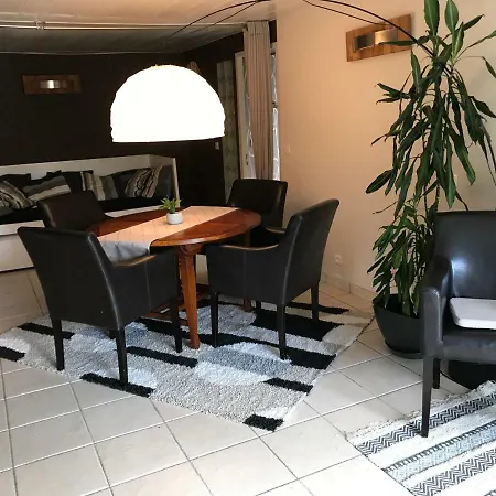 Apartamento Terrasse Et Jardin *